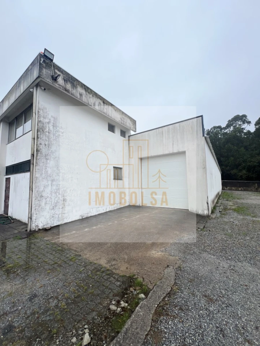 Armazém para Arrendamento em Brufe Foto 4