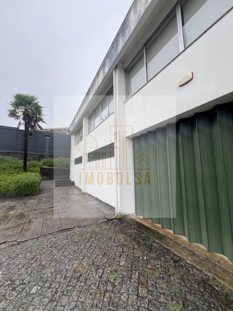 Armazém para Arrendamento em Brufe Foto 5