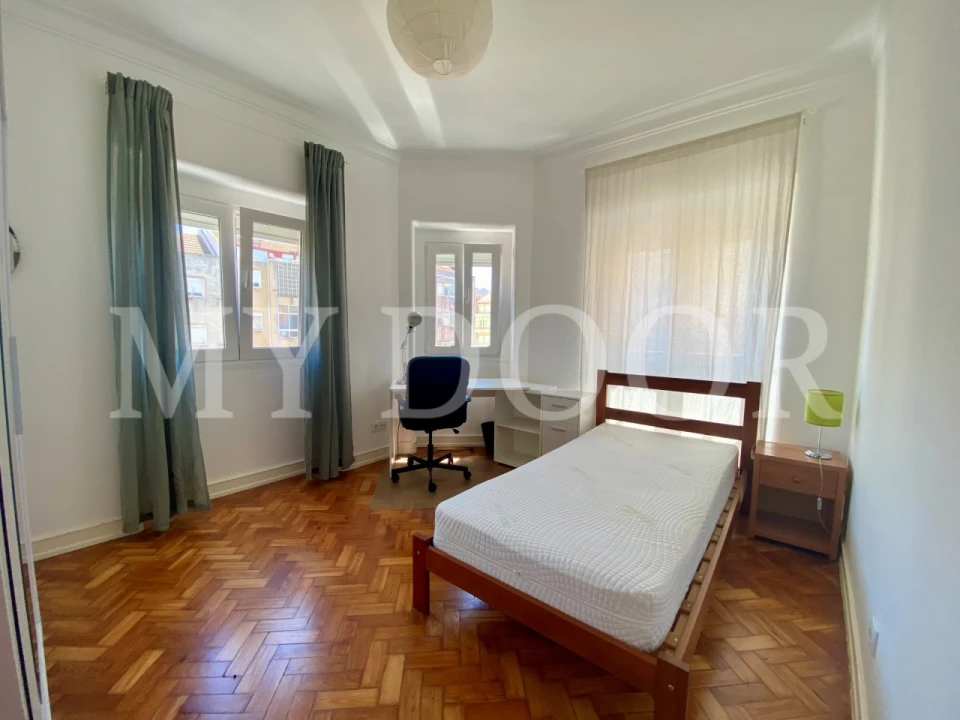 Quarto para Arrendamento em Moscavide e Portela Foto 6