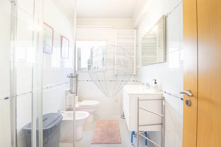 Moradia T3 para Venda em Ramada e Caneças Foto 19