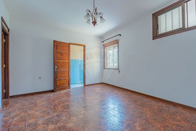 Prédio para Venda em Campanhã