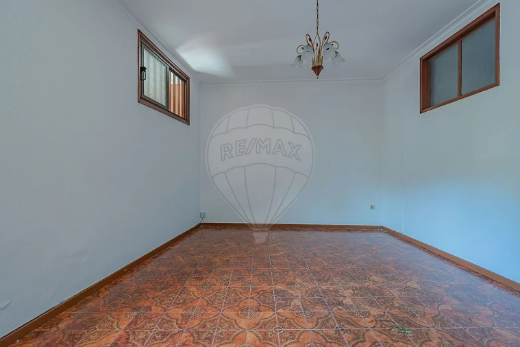 Prédio para Venda em Campanhã Foto 34