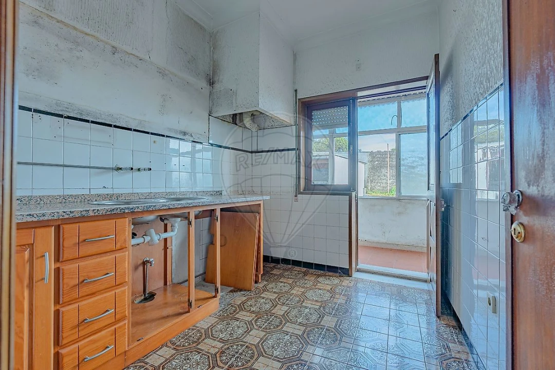 Prédio para Venda em Campanhã Foto 17