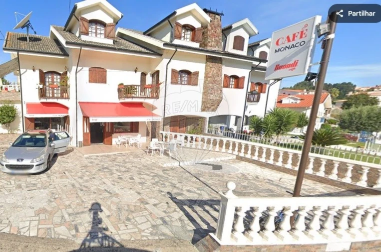 Loja para Arrendamento em Fiães Foto 1