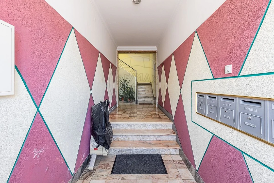 Apartamento T2 para Venda em Aveiras de Cima Foto 38