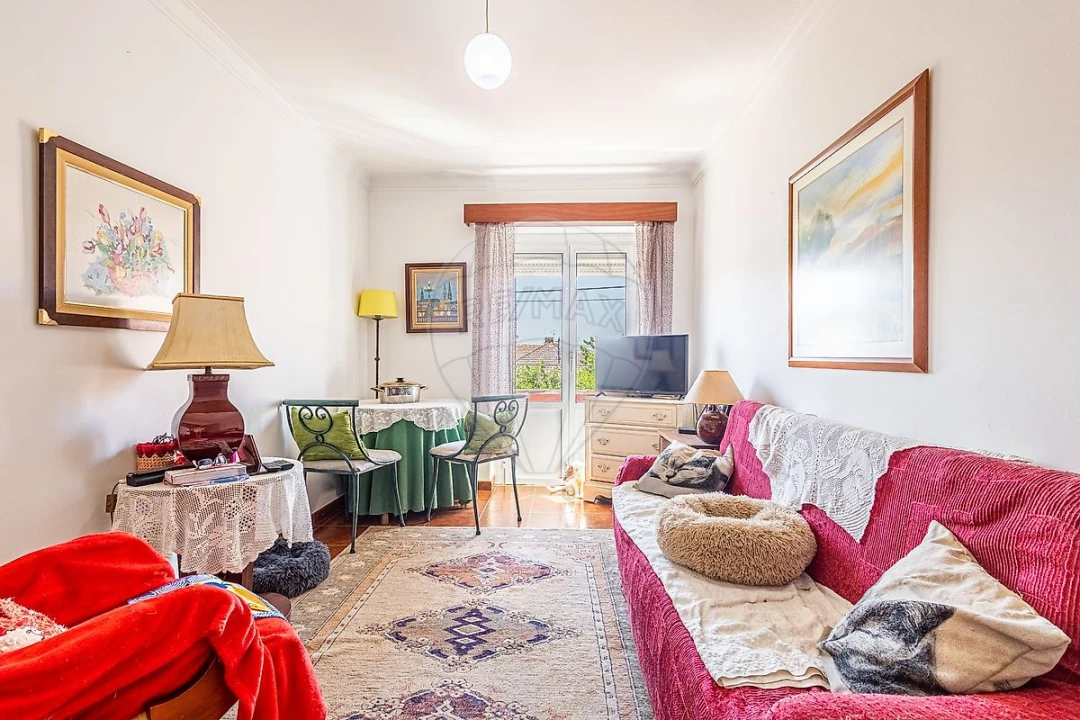 Apartamento T2 para Venda em Aveiras de Cima Foto 7