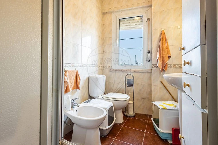 Apartamento T2 para Venda em Aveiras de Cima Foto 17