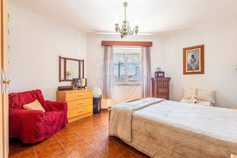 Apartamento T2 para Venda em Aveiras de Cima Foto 14