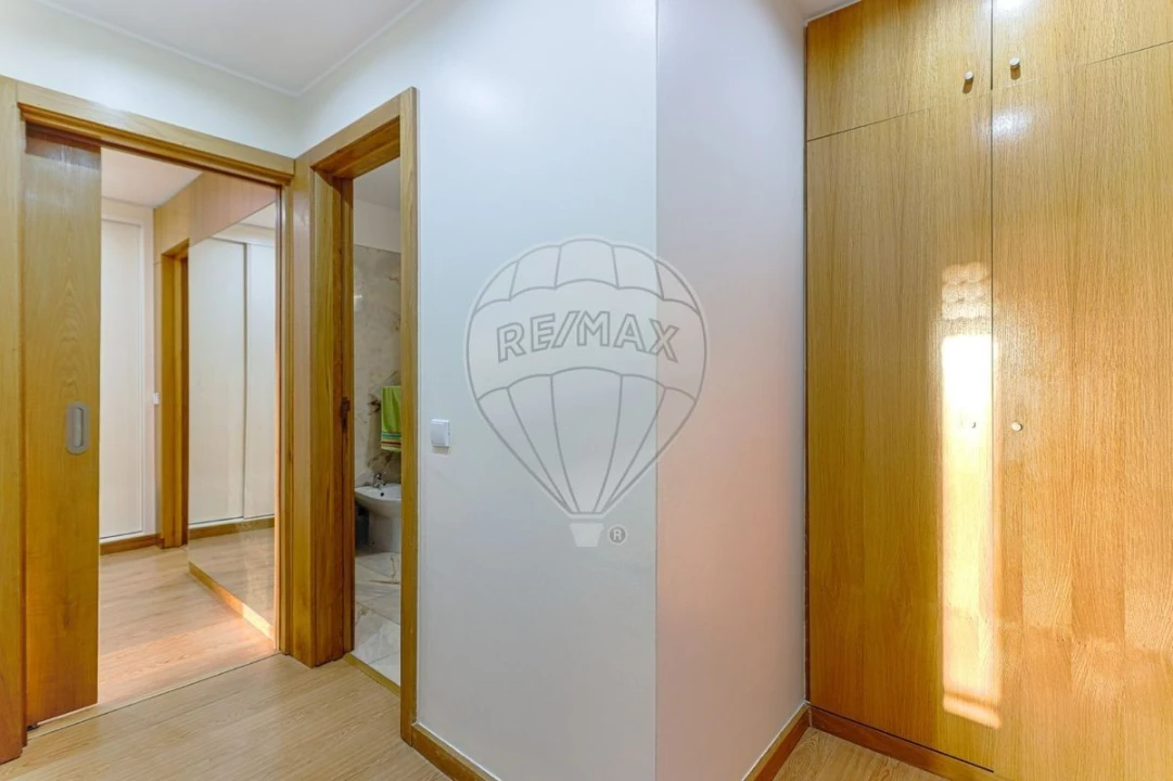 Apartamento T2 para Venda em Ermesinde Foto 3