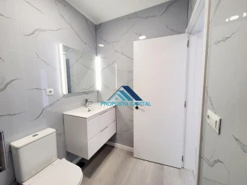 Apartamento T2 para Venda em Oeiras e São Julião da Barra, Paço de Arcos e Caxias
