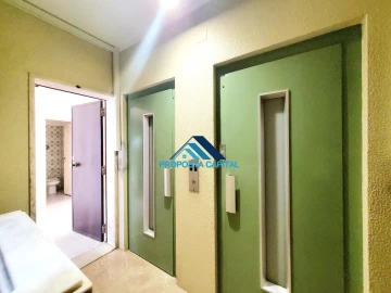 Apartamento T2 para Venda em Oeiras e São Julião da Barra, Paço de Arcos e Caxias