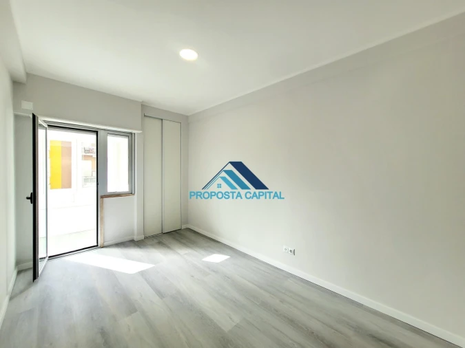 Apartamento T2 para Venda em Oeiras e São Julião da Barra, Paço de Arcos e Caxias Foto 23