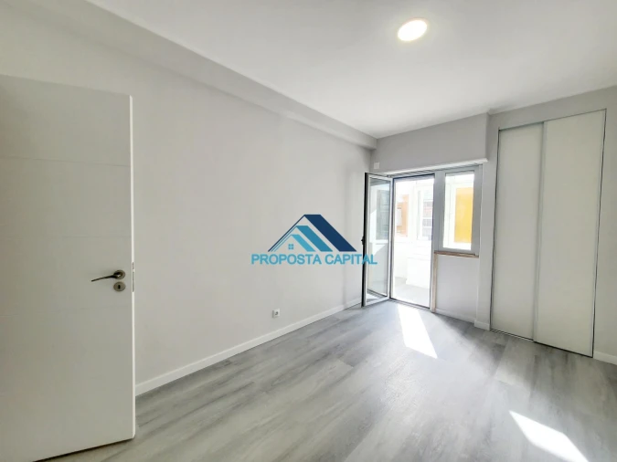 Apartamento T2 para Venda em Oeiras e São Julião da Barra, Paço de Arcos e Caxias Foto 25