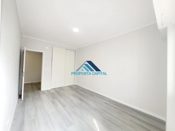 Apartamento T2 para Venda em Oeiras e São Julião da Barra, Paço de Arcos e Caxias Foto 31