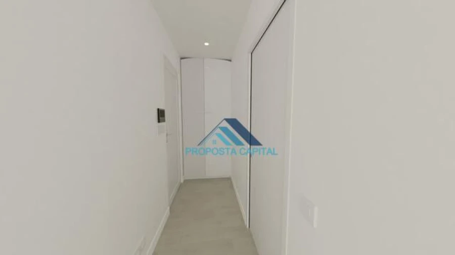 Apartamento para Venda em Alvalade Foto 8