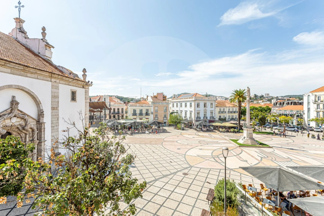 Apartamento T5 para Venda em União das Freguesias de Setúbal Foto 2