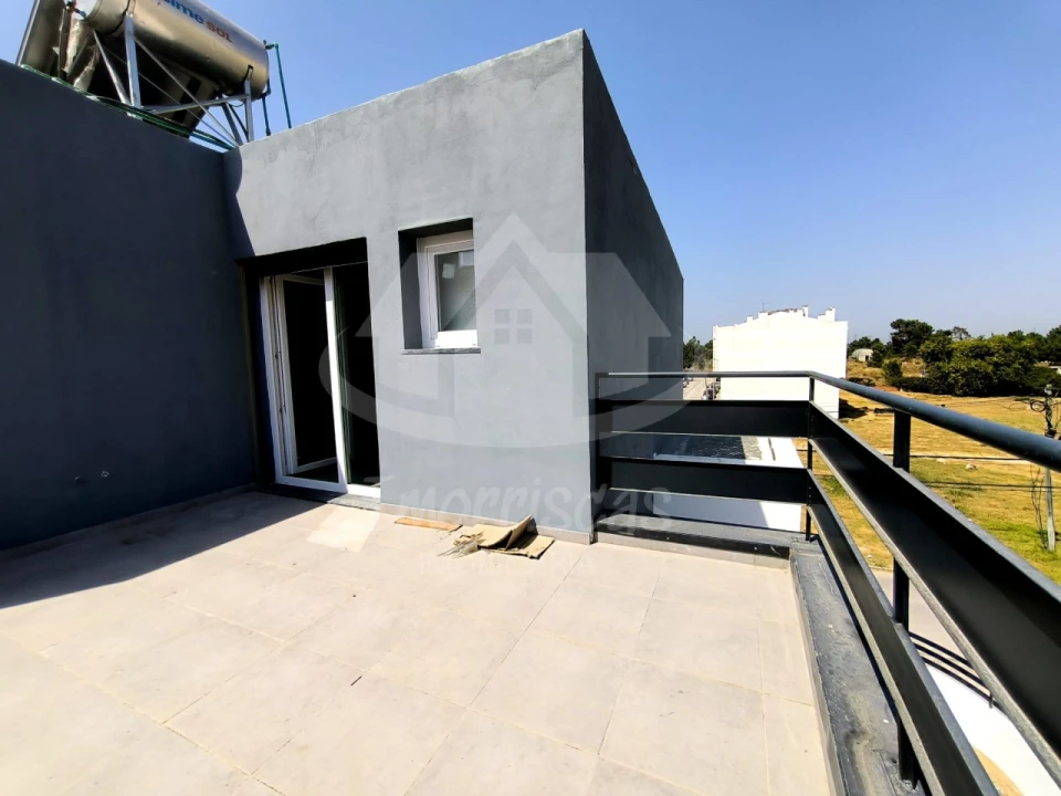 Moradia T3 para Venda em Fernao Ferro Foto 22