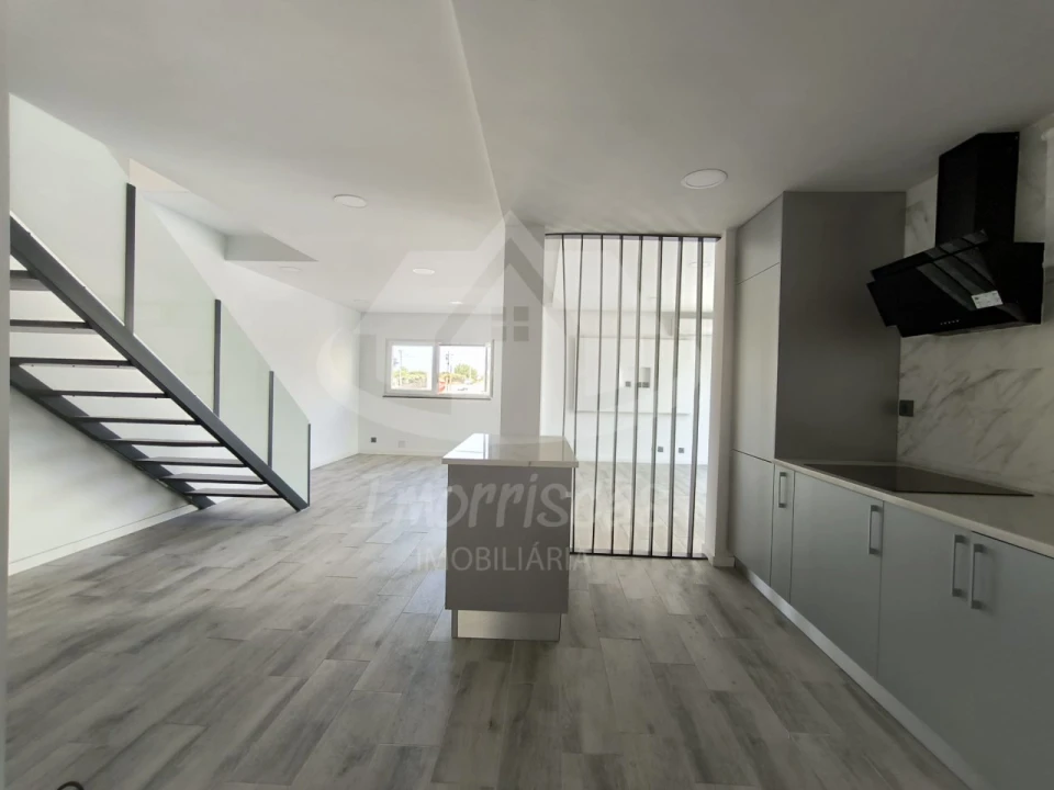 Moradia T3 para Venda em Fernao Ferro Foto 8