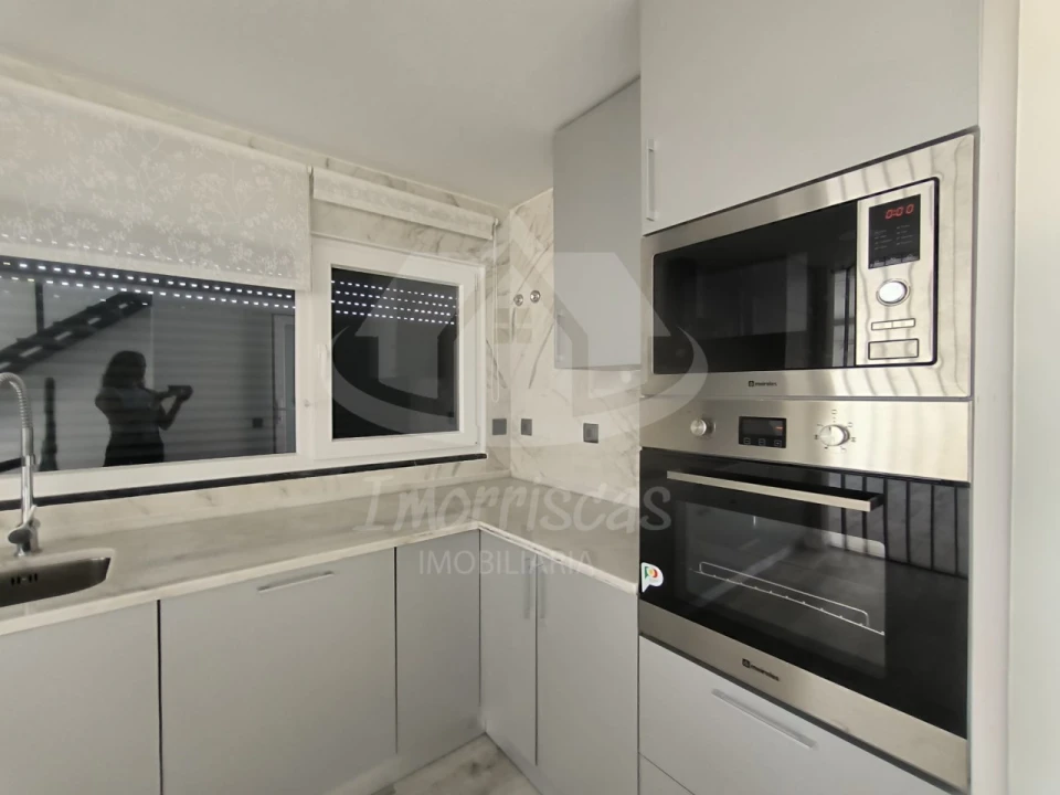 Moradia T3 para Venda em Fernao Ferro Foto 5