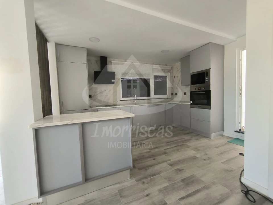 Moradia T3 para Venda em Fernao Ferro Foto 7