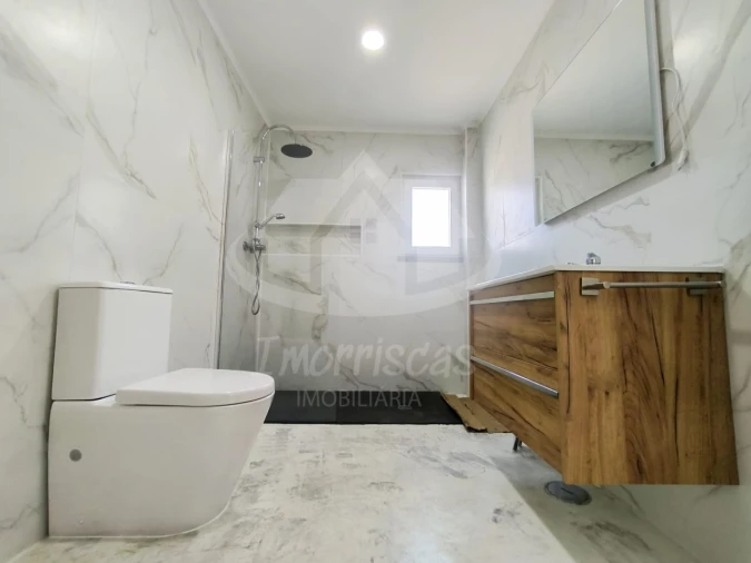 Moradia T3 para Venda em Fernao Ferro Foto 18