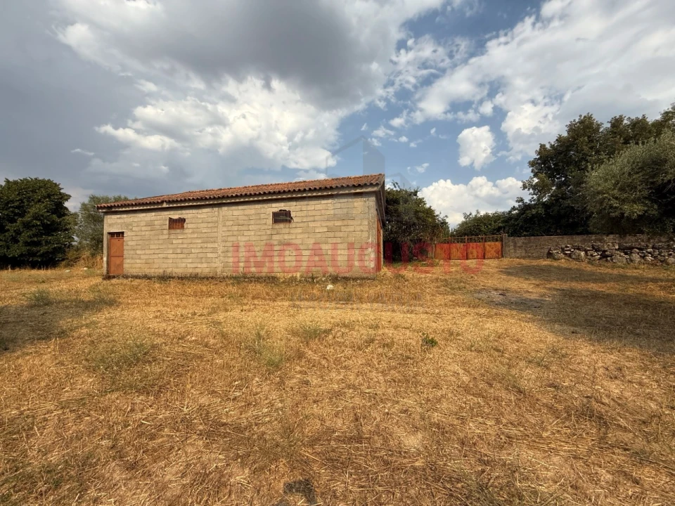 Moradia T3 para Venda em Terras de Massueime Foto 18