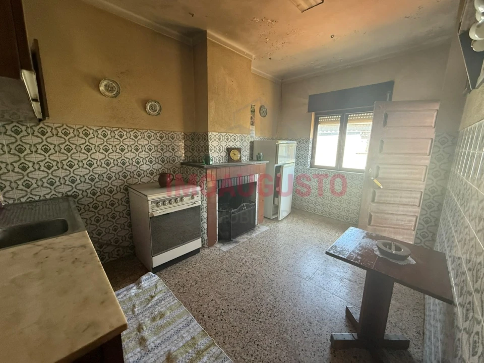 Moradia T3 para Venda em Terras de Massueime Foto 7