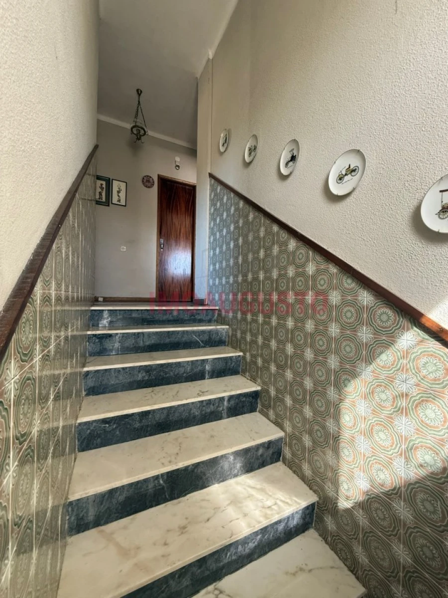 Moradia T3 para Venda em Terras de Massueime Foto 11