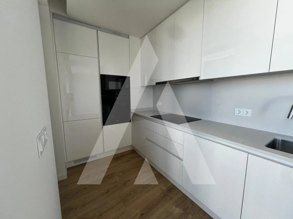 Apartamento T2 para Venda em Esgueira Foto 2