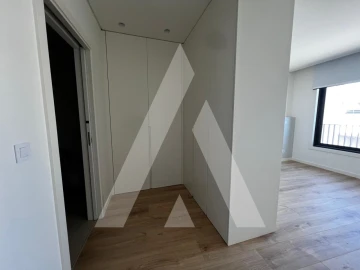 Apartamento T2 para Venda em Esgueira