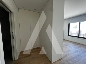 Apartamento T2 para Venda em Esgueira