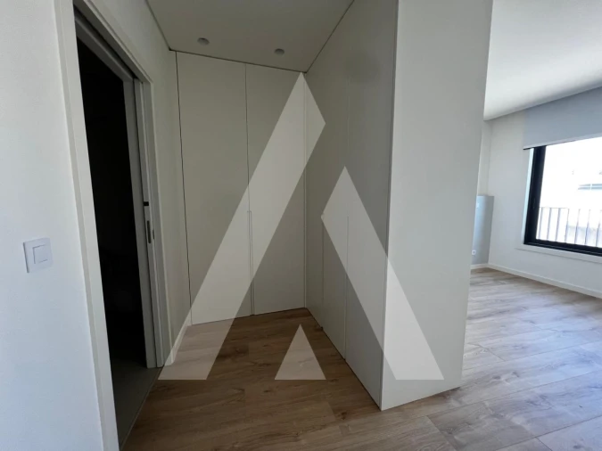 Apartamento T2 para Venda em Esgueira Foto 9