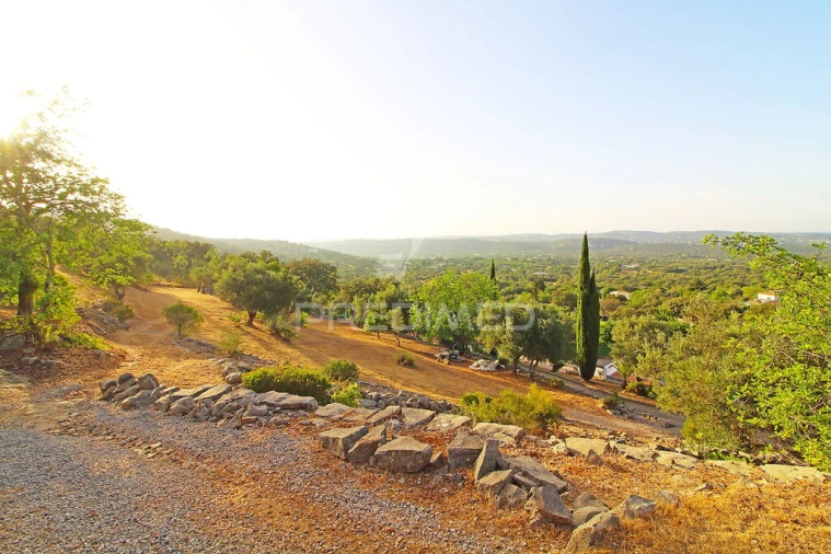 Moradia T3 para Venda em Santa Barbara de Nexe Foto 16