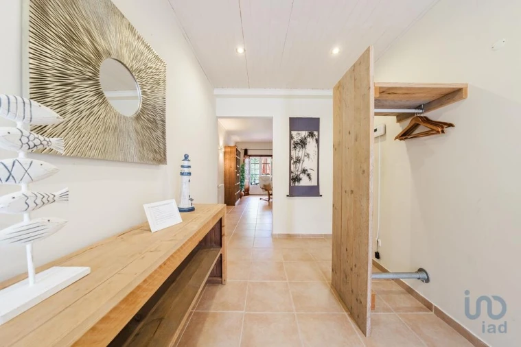 Moradia T5 para Venda em Salir de Matos Foto 3