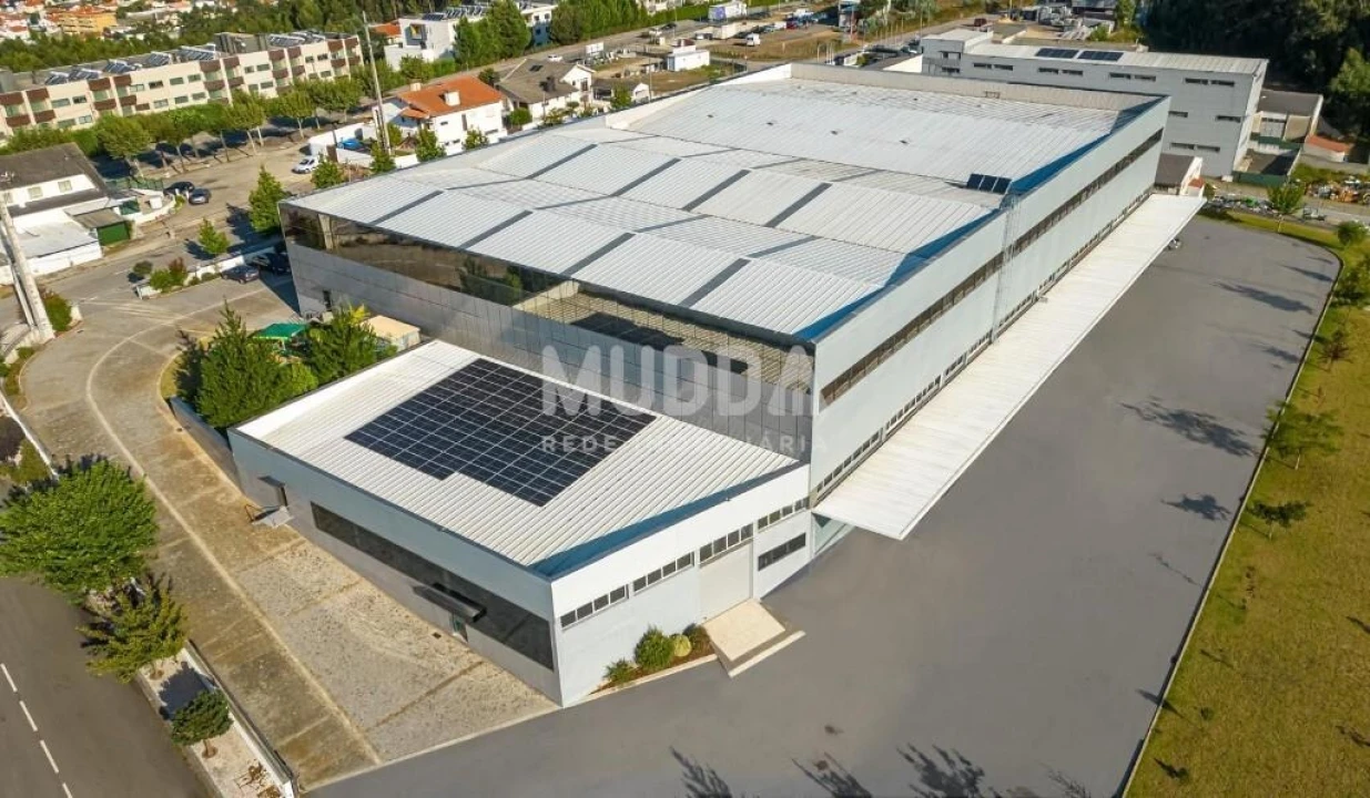 Armazém para Arrendamento em Escapães Foto 1