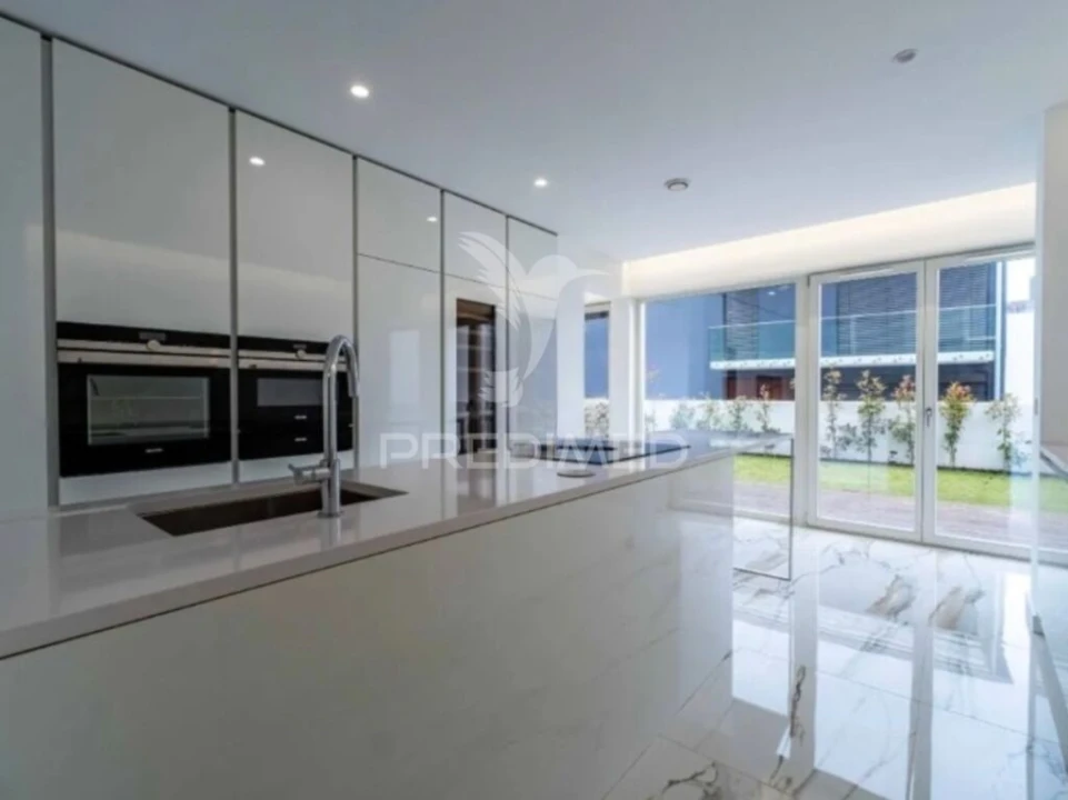 Moradia T3 para Venda em Matosinhos e Leça da Palmeira Foto 8