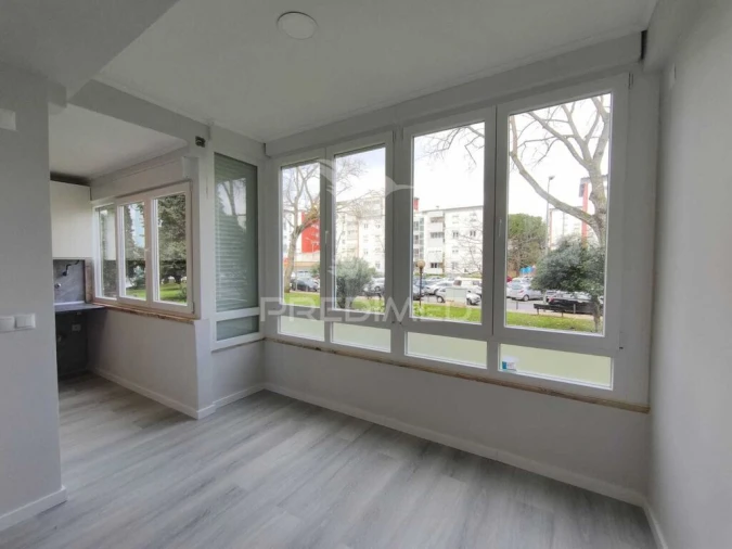 Apartamento T2 para Venda em Oeiras e São Julião da Barra, Paço de Arcos e Caxias Foto 17