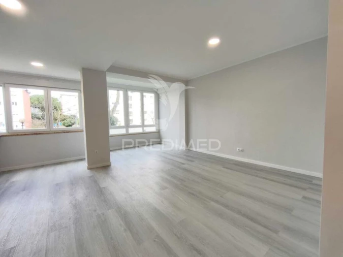 Apartamento T2 para Venda em Oeiras e São Julião da Barra, Paço de Arcos e Caxias Foto 4