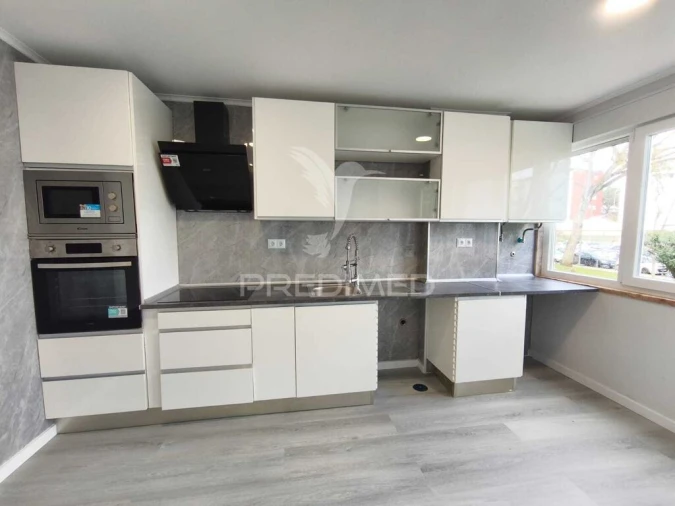 Apartamento T2 para Venda em Oeiras e São Julião da Barra, Paço de Arcos e Caxias Foto 3