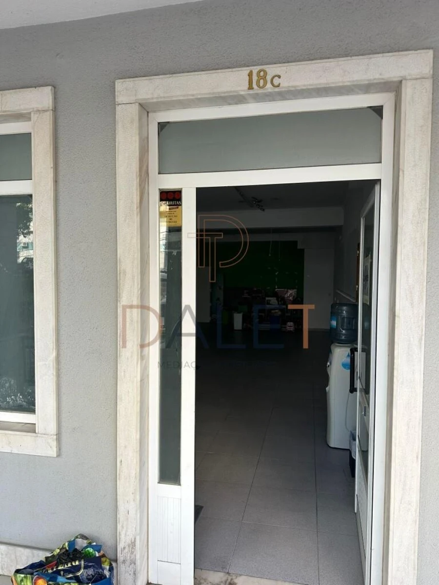 Loja para Arrendamento em Falagueira-Venda Nova Foto 2