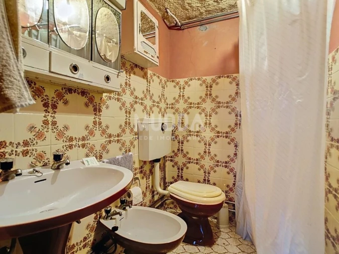 Moradia T4 para Venda em Vale de Anta Foto 4