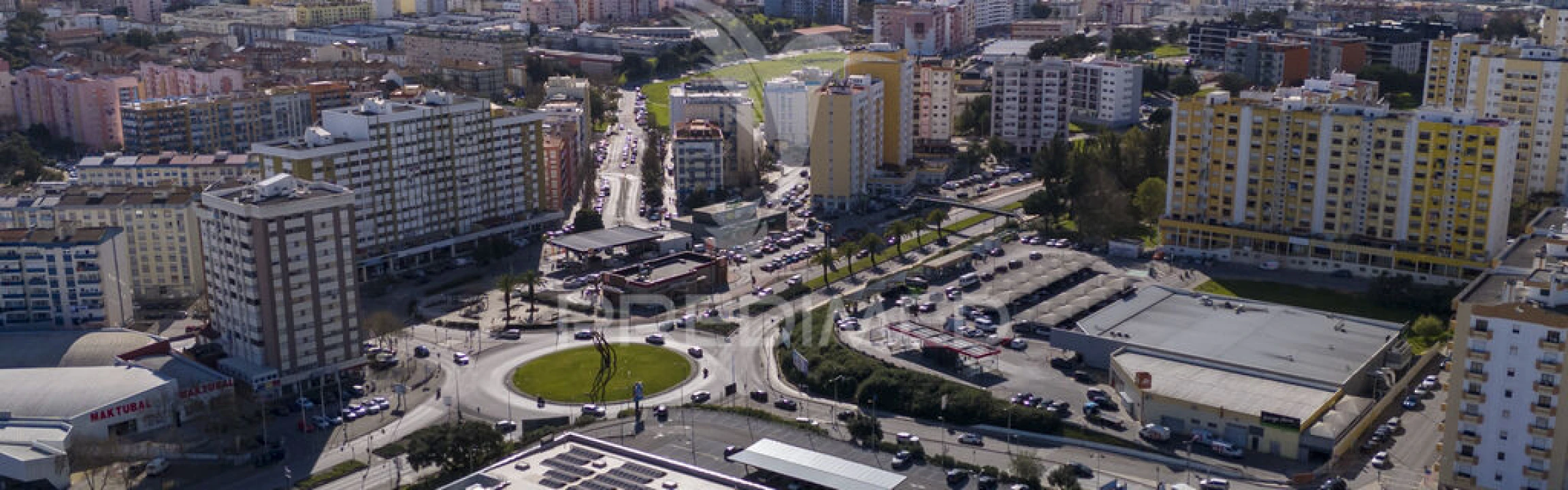 Armazém para Venda em Setubal (São Sebastião) Foto 4