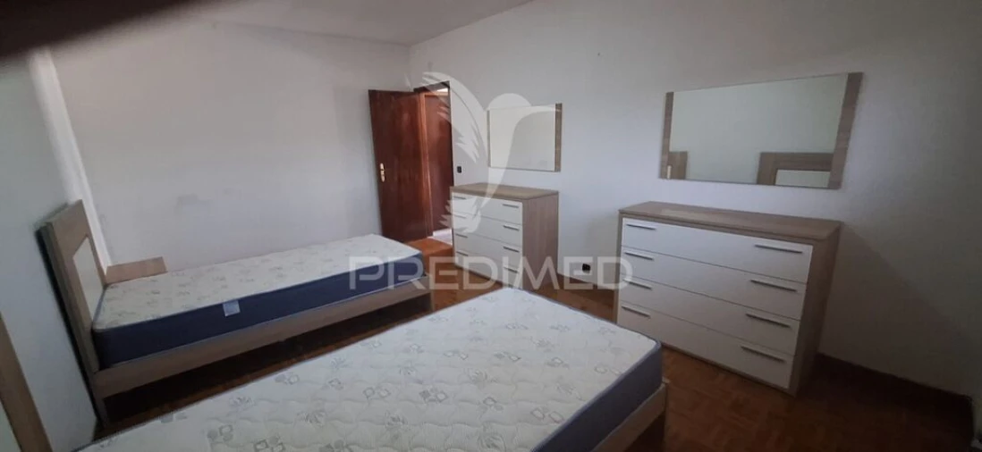 Moradia T4 para Venda em Degracias e Pombalinho Foto 12