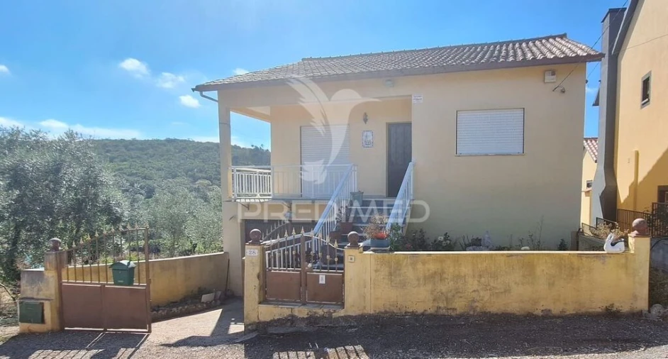 Moradia T4 para Venda em Degracias e Pombalinho Foto 5