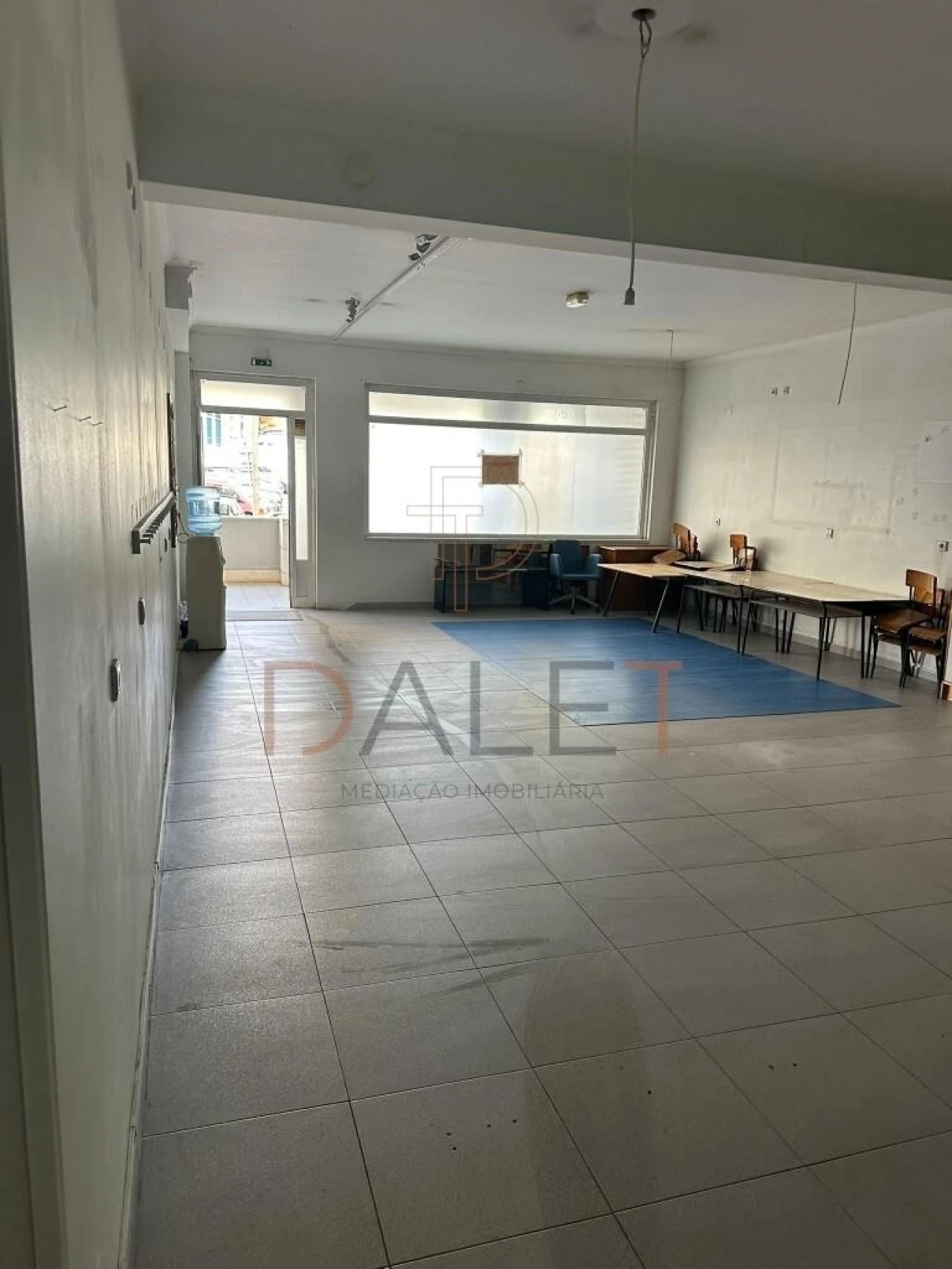 Loja para Venda em Falagueira-Venda Nova Foto 4