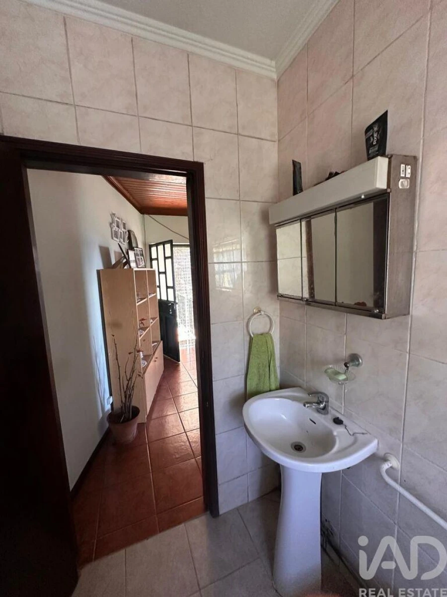 Moradia T4 para Venda em Santa Cruz da Trapa e São Cristóvão de Lafões Foto 22