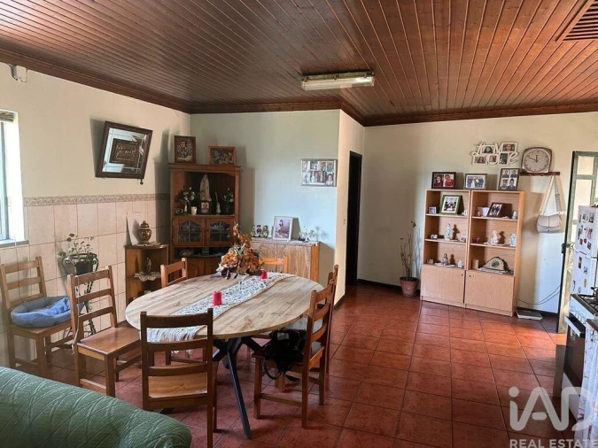 Moradia T4 para Venda em Santa Cruz da Trapa e São Cristóvão de Lafões Foto 15