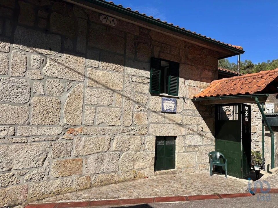 Moradia T4 para Venda em Santa Cruz da Trapa e São Cristóvão de Lafões Foto 5