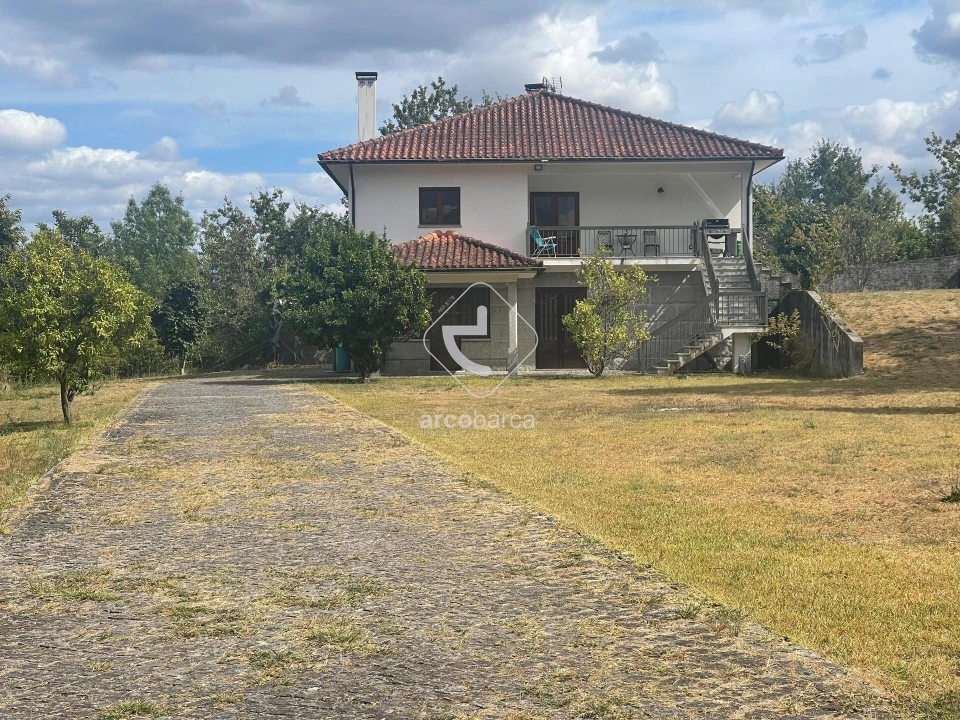 Moradia T4 para Venda em Grade e Carralcova Foto 59