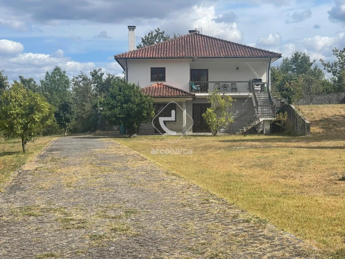 Moradia T4 para Venda em Grade e Carralcova Foto 59